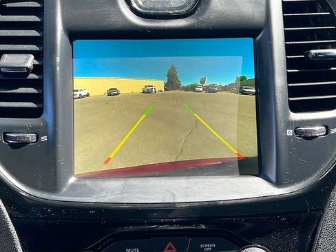 Used 2022 Chrysler 300 S RWD image 14