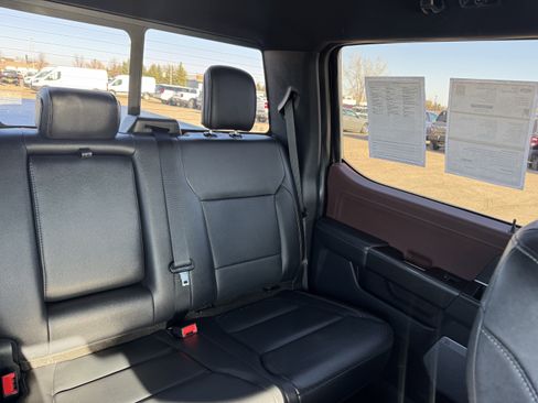 Certified 2022 Ford F150 Lariat w/ Equipment Group 502A High image 14