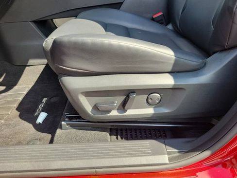 Used 2023 Nissan Rogue SV w/ SV Premium B Package FWD image 18