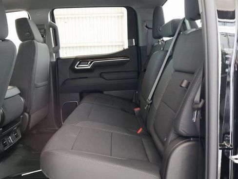 New 2026 GMC Sierra 1500 Elevation image 14