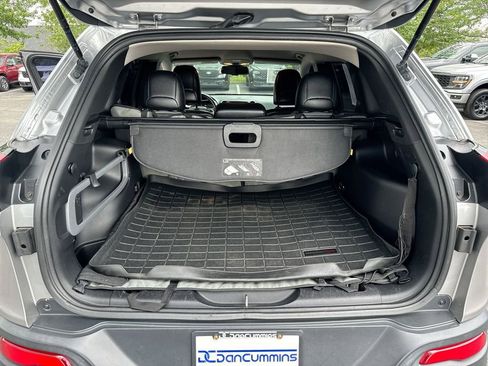 Used 2014 Jeep Cherokee Limited FWD image 24