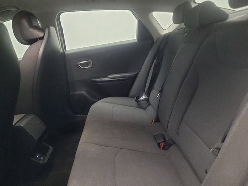Used 2025 Kia K4 FWD image 18