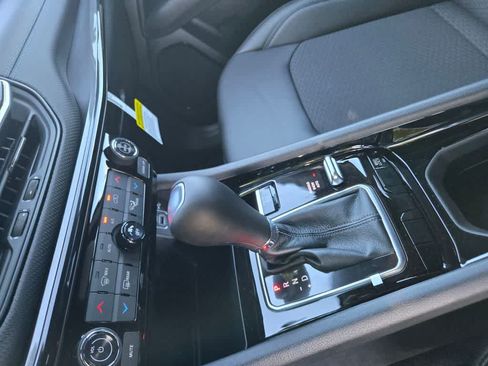 New 2026 Jeep Compass Latitude AWD/4WD image 15