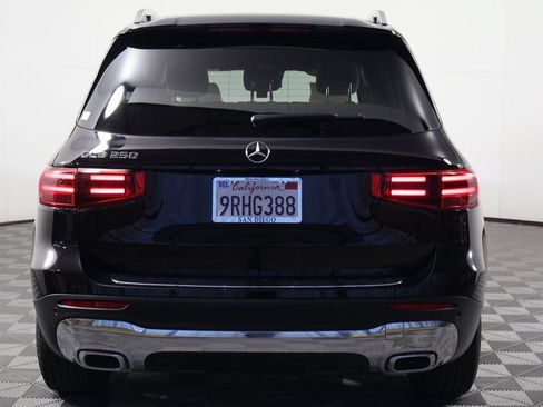 Used 2025 Mercedes-Benz GLB 250 image 5