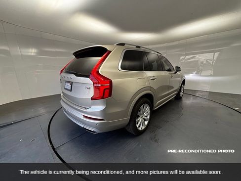 Used 2016 Volvo XC90 T6 Momentum w/ Momentum Plus Package AWD/4WD image 7