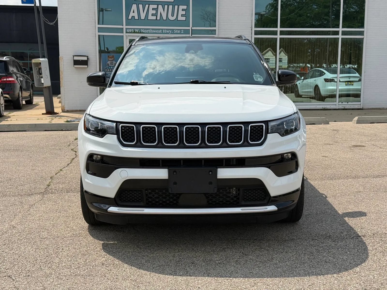 Used 2024 Jeep Compass Limited w/ Elite Group AWD/4WD image 2