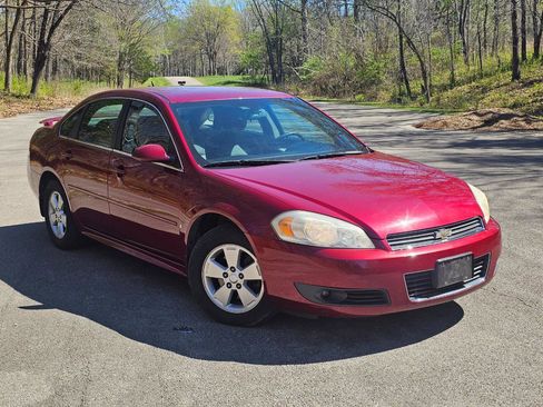 Used 2010 Chevrolet Impala LT w/ Luxury Edition Package image 2