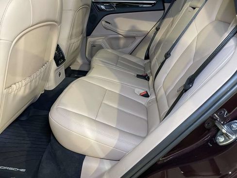 Certified 2026 Porsche Macan AWD/4WD image 20