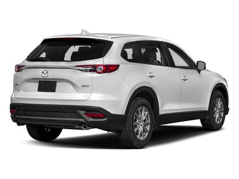 Used 2018 MAZDA CX-9 Touring w/ Touring Premium Package image 5
