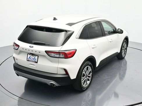 Used 2022 Ford Escape SEL w/ Technology Package FWD image 31