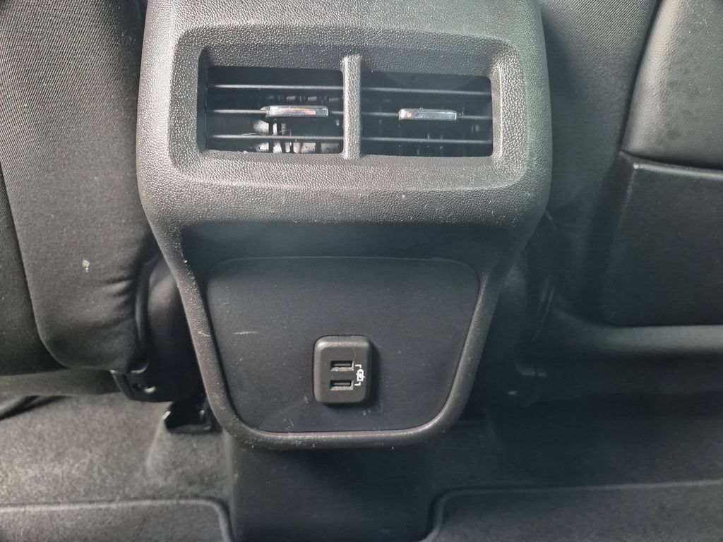 Used 2018 GMC Terrain SLE w/ Driver Convenience Package AWD/4WD image 32