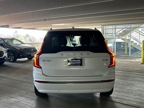 New 2026 Volvo XC90 B6 Plus w/ Protection Package Premier image 3