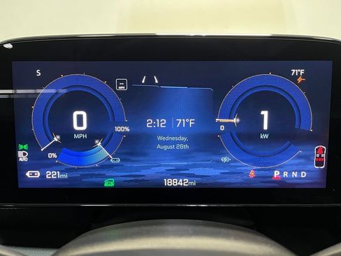 Used 2024 Chevrolet Blazer EV LT AWD/4WD image 5