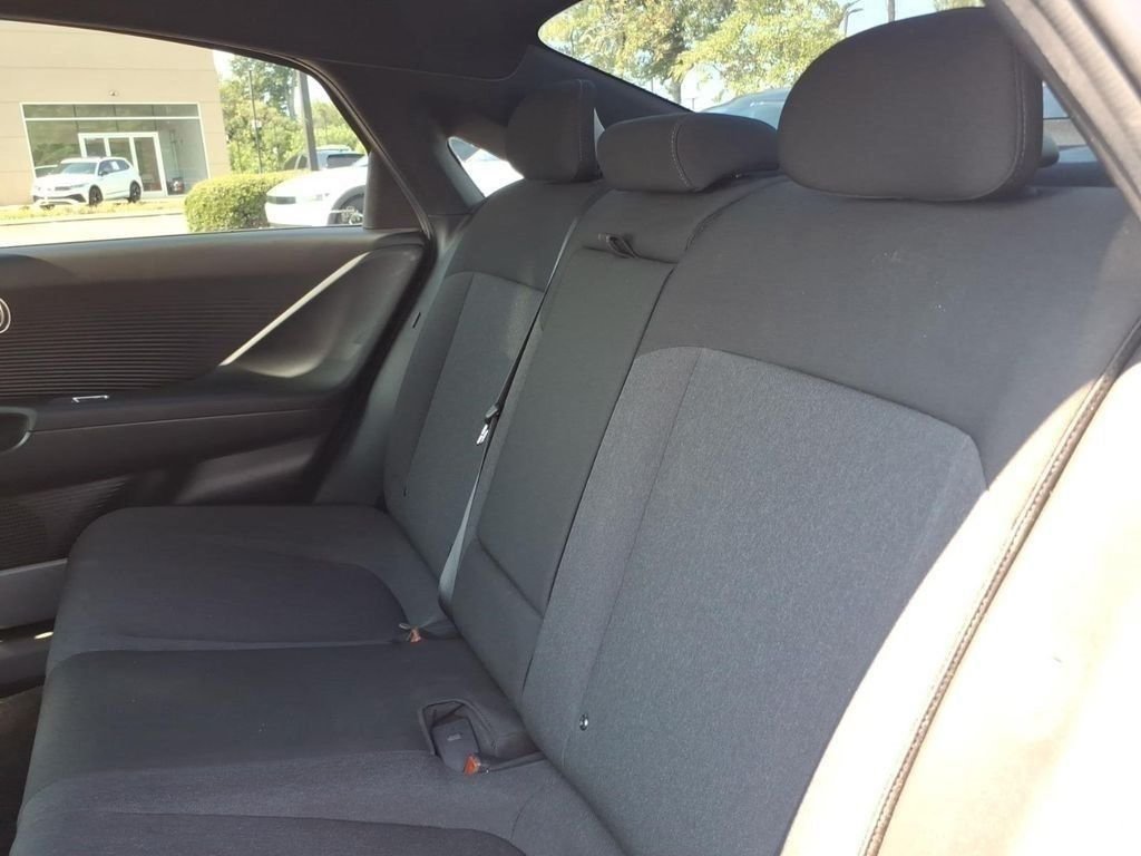 Certified 2024 Hyundai Ioniq 6 Limited RWD image 12