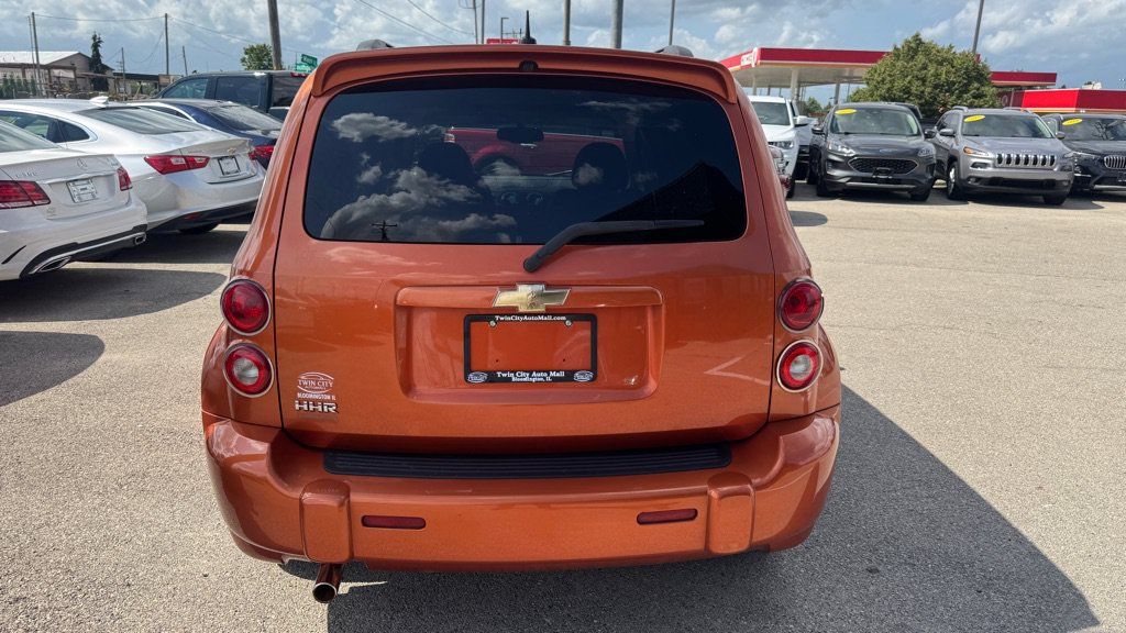 Used 2008 Chevrolet HHR LS FWD image 8
