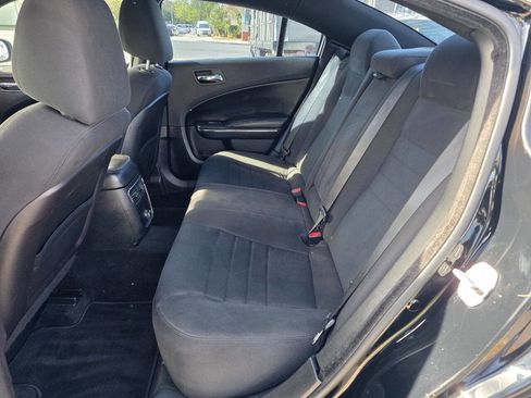 Used 2013 Dodge Charger SE image 19