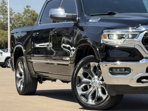 Used 2023 RAM 1500 Limited AWD/4WD image 3