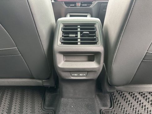 New 2026 Volkswagen Tiguan SE R-Line FWD image 22