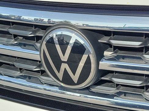 Used 2022 Volkswagen Atlas SE image 29