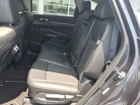 New 2026 Kia Sorento S FWD image 9