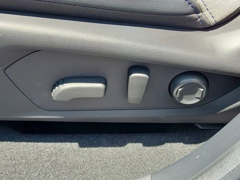 Certified 2026 Subaru Forester Premium AWD/4WD image 19