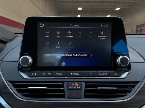 Used 2023 Nissan Altima 2.5 SV FWD image 30