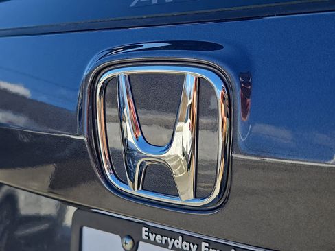 Used 2024 Honda CR-V LX image 29