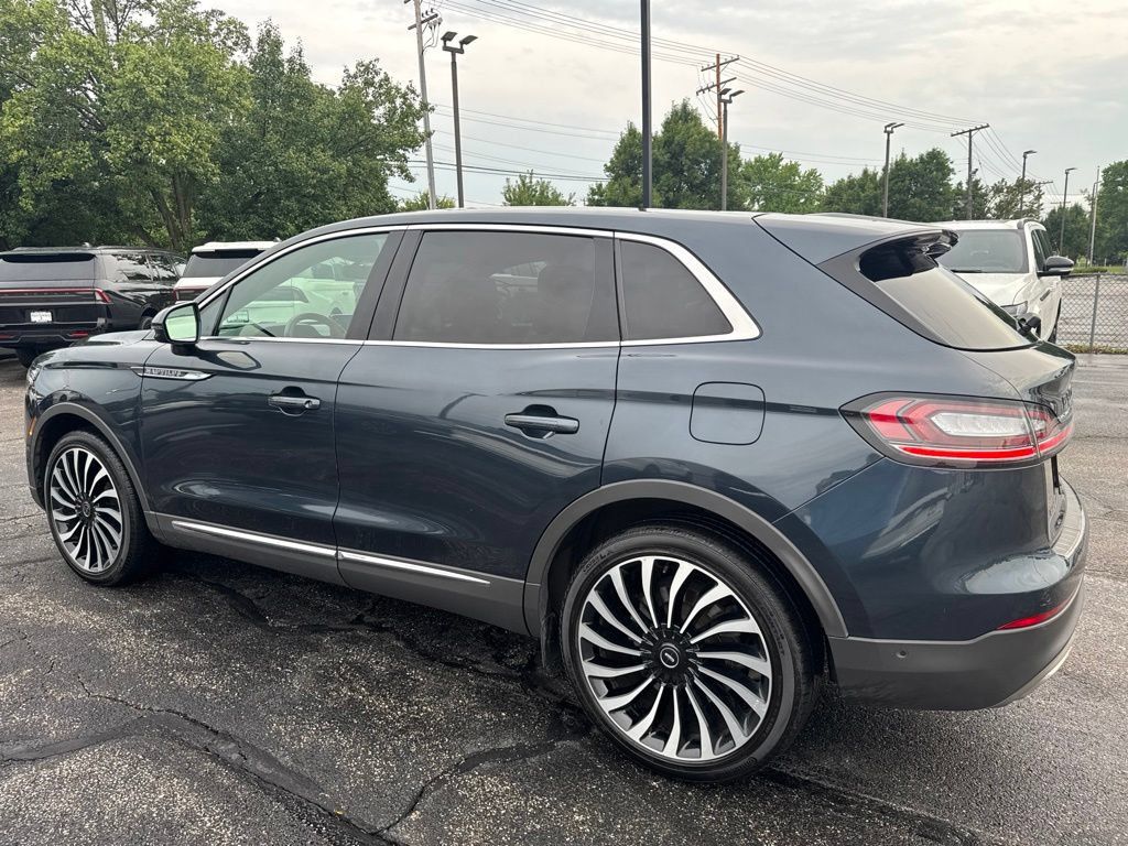 Used 2023 Lincoln Nautilus Black Label w/ Class II Trailer Tow Package AWD/4WD image 5