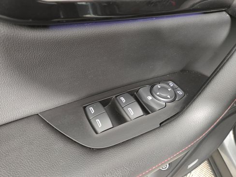 Certified 2023 Chevrolet Blazer RS w/ Driver Confidence II Package image 28