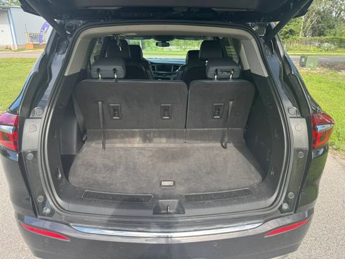 Used 2021 Buick Enclave Essence FWD image 24