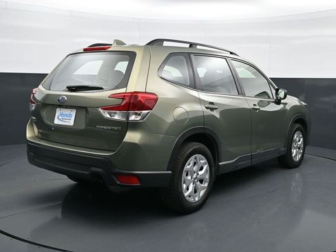 Used 2019 Subaru Forester w/ Alloy Wheel Package AWD/4WD image 7
