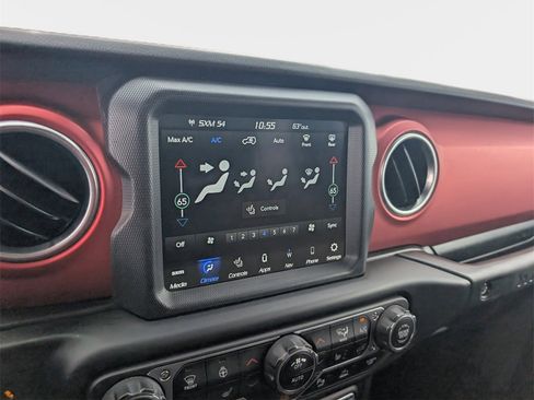 Used 2021 Jeep Wrangler Unlimited Rubicon image 24