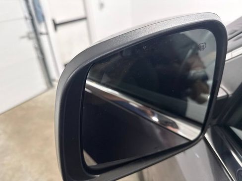 Used 2021 Jeep Grand Cherokee Laredo AWD/4WD image 9