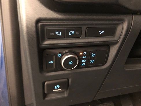 Used 2022 Ford F150 XLT w/ Equipment Group 302A High image 16