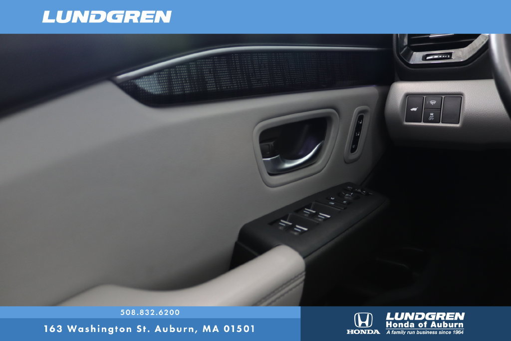 Used 2024 Honda Pilot Elite image 35