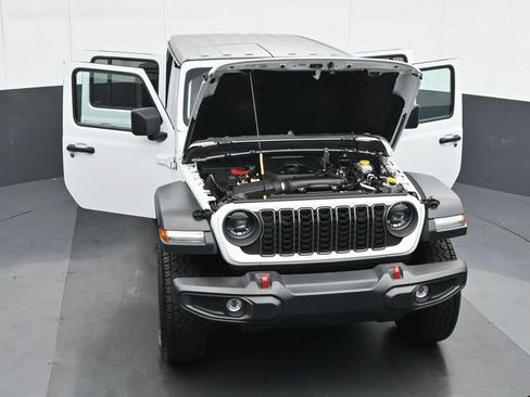 Used 2025 Jeep Wrangler Unlimited Rubicon AWD/4WD image 35