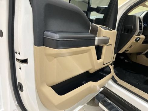 Used 2021 Ford F250 Lariat w/ Lariat Value Package AWD/4WD image 20