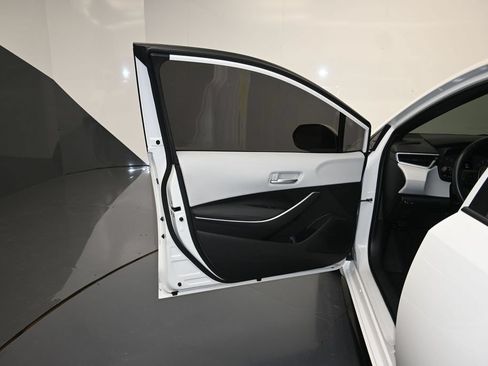 Used 2023 Toyota Corolla SE FWD image 10