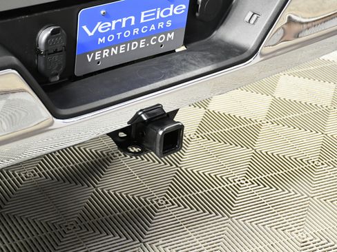 Used 2025 GMC Sierra 1500 SLT image 16