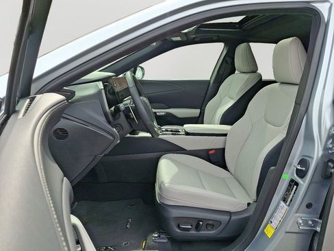 Used 2025 Lexus RX 350 Premium image 14