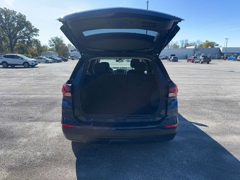 Used 2022 Chevrolet Equinox LS w/ LS Convenience Package image 5
