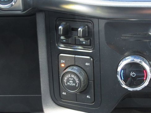 Used 2023 Ford F150 Platinum w/ Equipment Group 701A High AWD/4WD image 32
