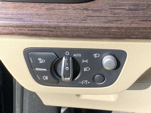 Used 2023 Audi Q5 2.0T Prestige image 17