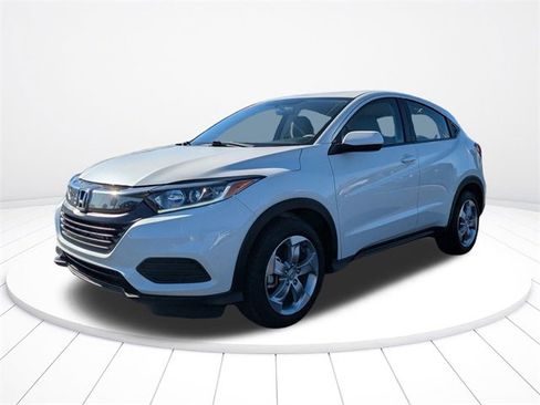 Used 2021 Honda HR-V LX image 7
