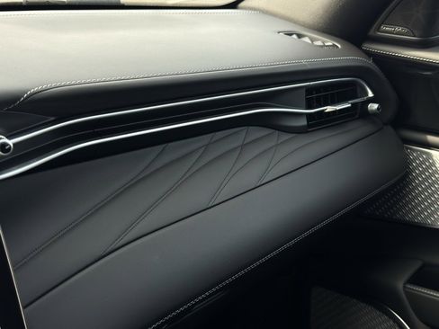 Certified 2024 Maserati Grecale GT image 16