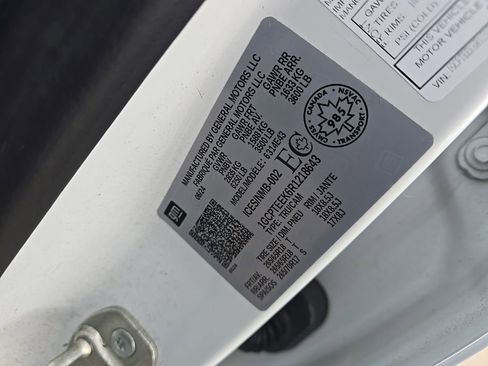 Used 2024 Chevrolet Colorado Trail Boss w/ Advanced Trailering Package image 10