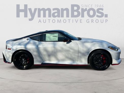 Used 2024 Nissan Z NISMO w/ Floor Mat Package image 2