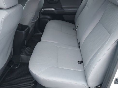 Used 2017 Toyota Tacoma SR5 w/ Tow Package image 20