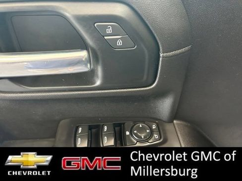 Used 2021 Chevrolet Silverado 1500 LT w/ Convenience Package II AWD/4WD image 15