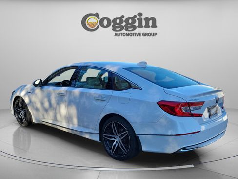 Certified 2022 Honda Accord Touring image 4